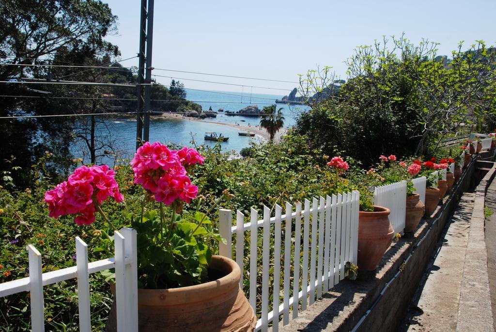 Taormina Isola Bella Apartment - Taormina Holidays Экстерьер фото