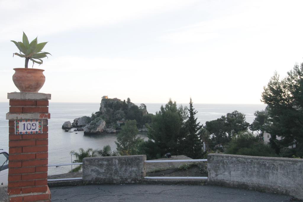 Taormina Isola Bella Apartment - Taormina Holidays Экстерьер фото